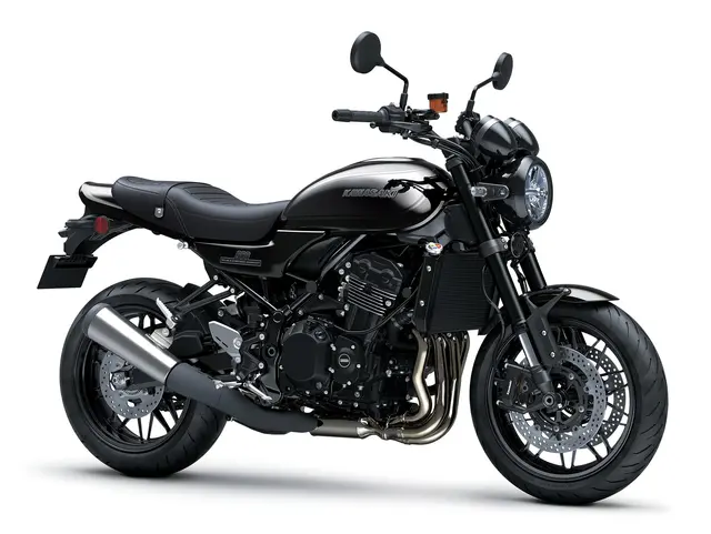 Z900RS Black Ball Edition — angle 1