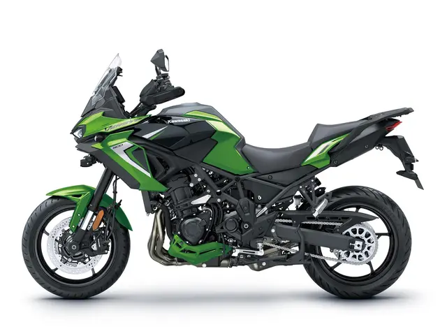Versys 900 SE (70kW) — angle 3
