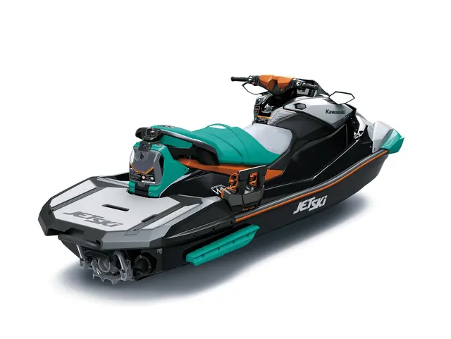 Ultra 160LX-S Wakesport — angle 3