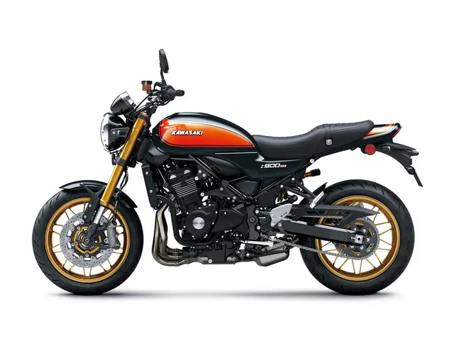 Z900RS SE — angle 3