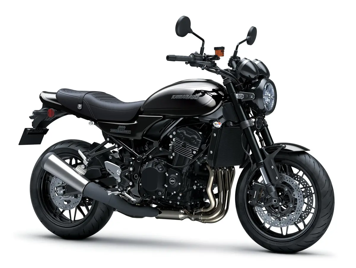 Kawasaki Z900RS Black Ball Edition (70kW)